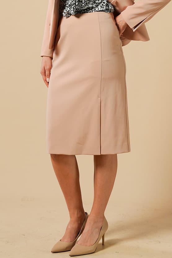 All-Season Material: Smart Stretch Front Vent Skirt