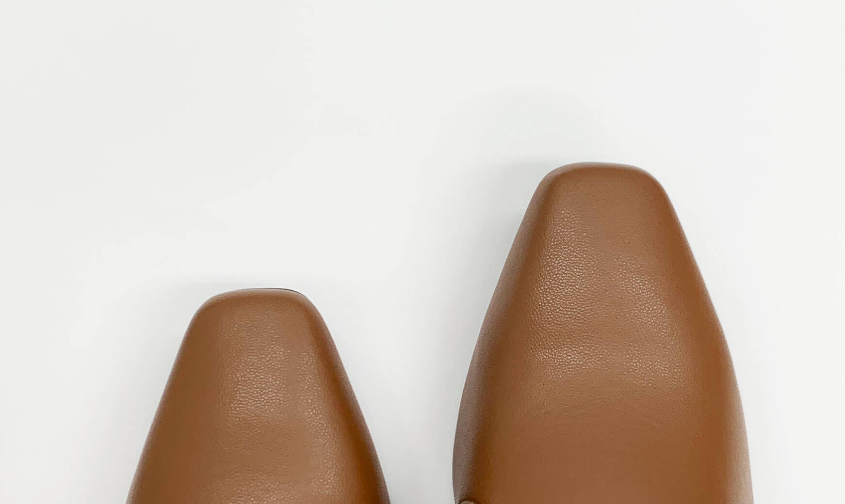 Available in sizes from 21.5cm to 25.5cm