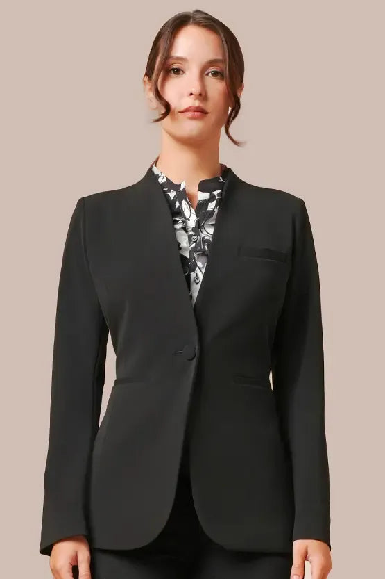 Smart Stretch: Black No-Curl Long Jacket