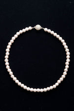 Angel Pink Lightweight Wood Pearl Short Necklace