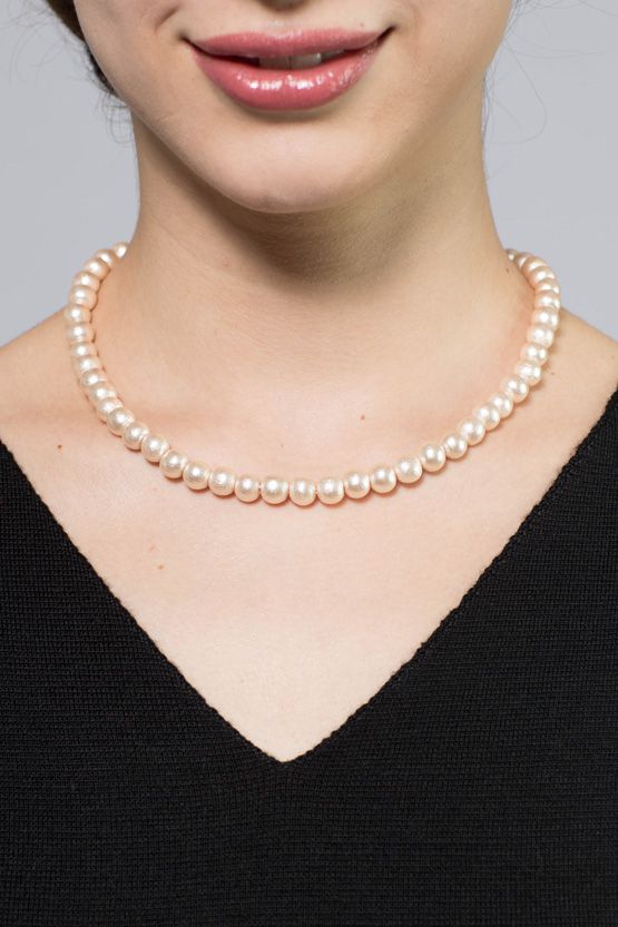 Angel Pink Lightweight Wood Pearl Short Necklace