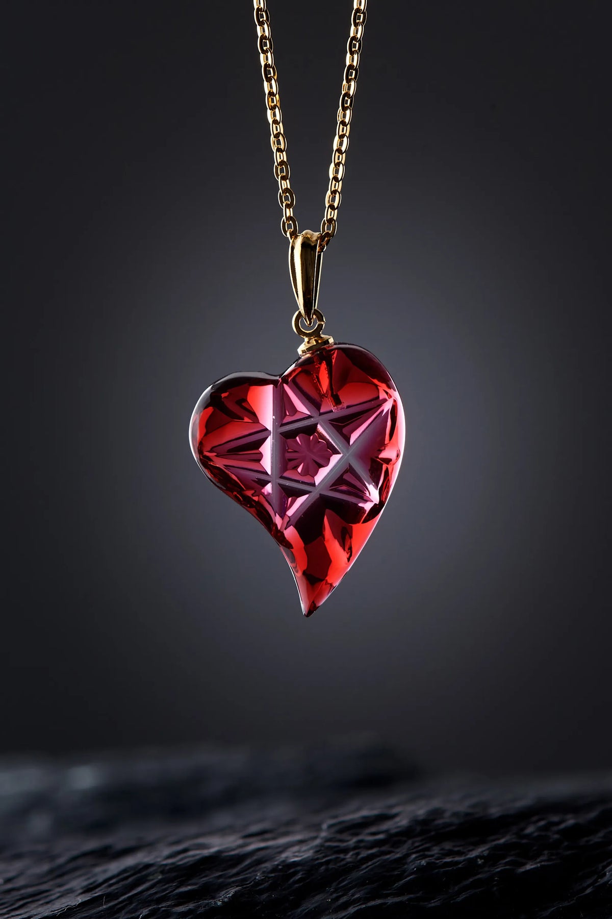 【Shimadzu Satsuma Kiriko】Passion Crimson