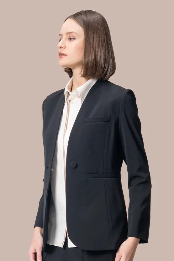 Smart Stretch: Black No-Curl Long Jacket