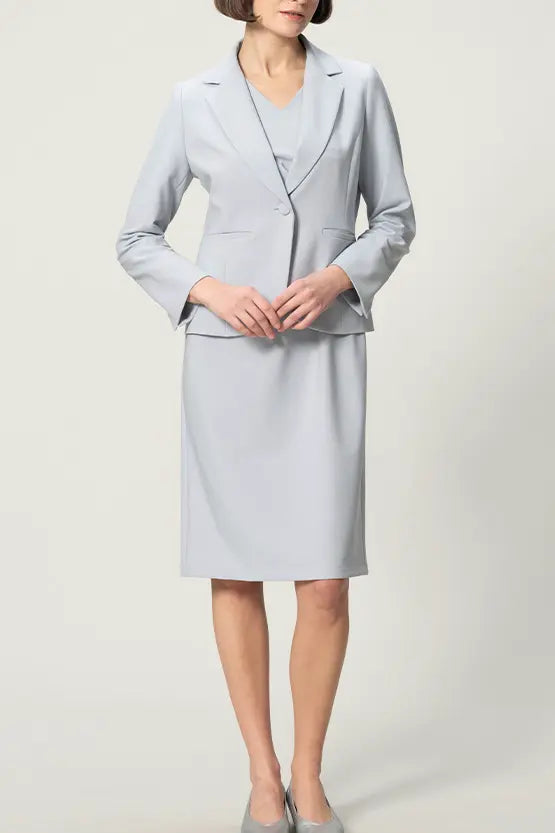 Active Stretch: V-neck daily dress