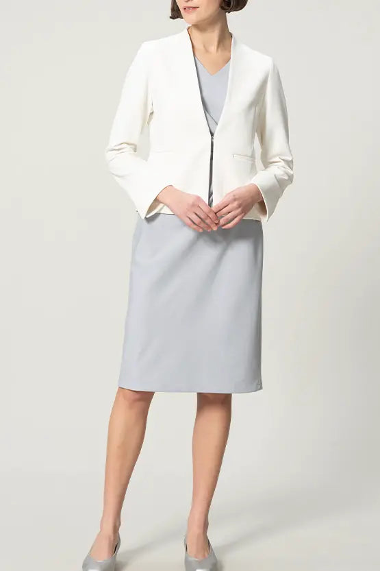 Active Stretch: V-neck daily dress