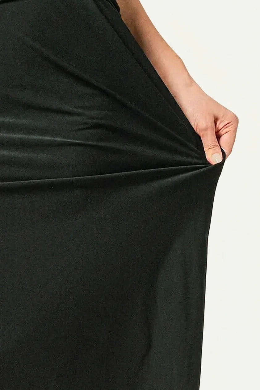 Strong Twist Stretch: Black T-Shirt Dress