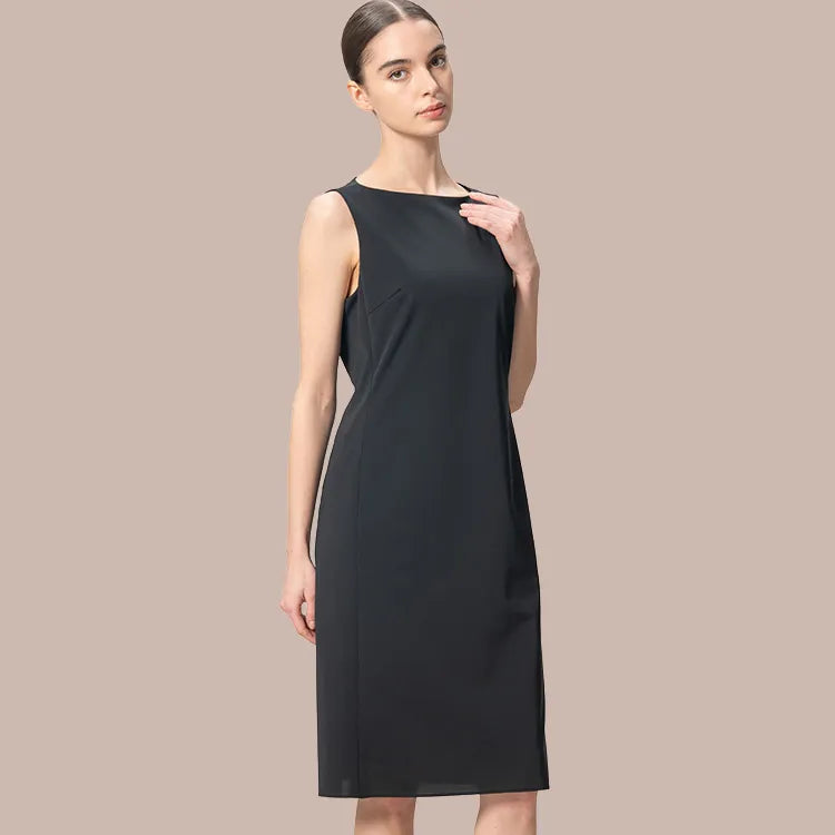 A minimalist dress you can wear anywhere - a surefire favorite!