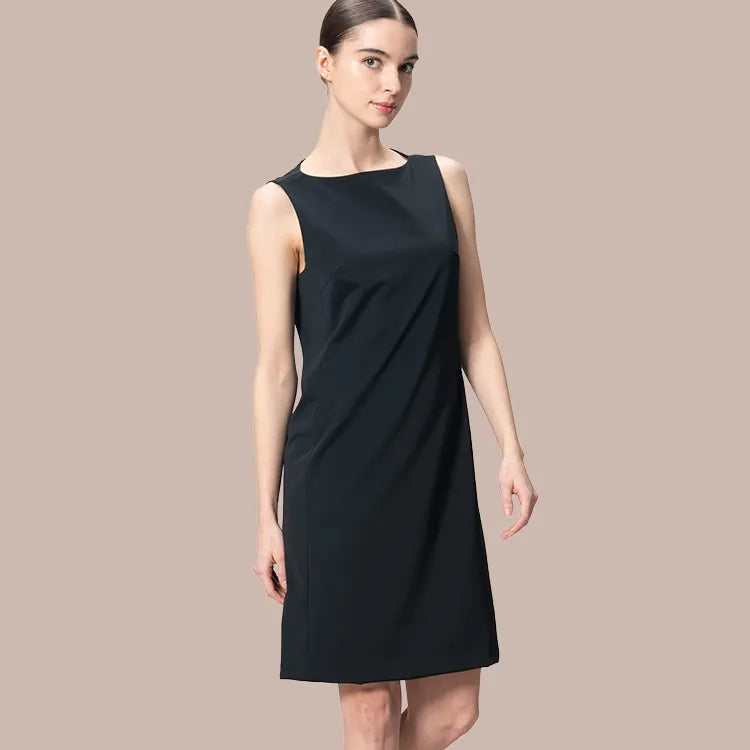 A minimalist dress you can wear anywhere - a surefire favorite!