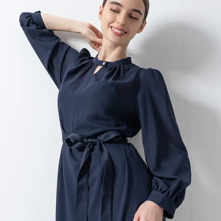 Surprisingly Light, Effortlessly Wearable Stretch Chiffon