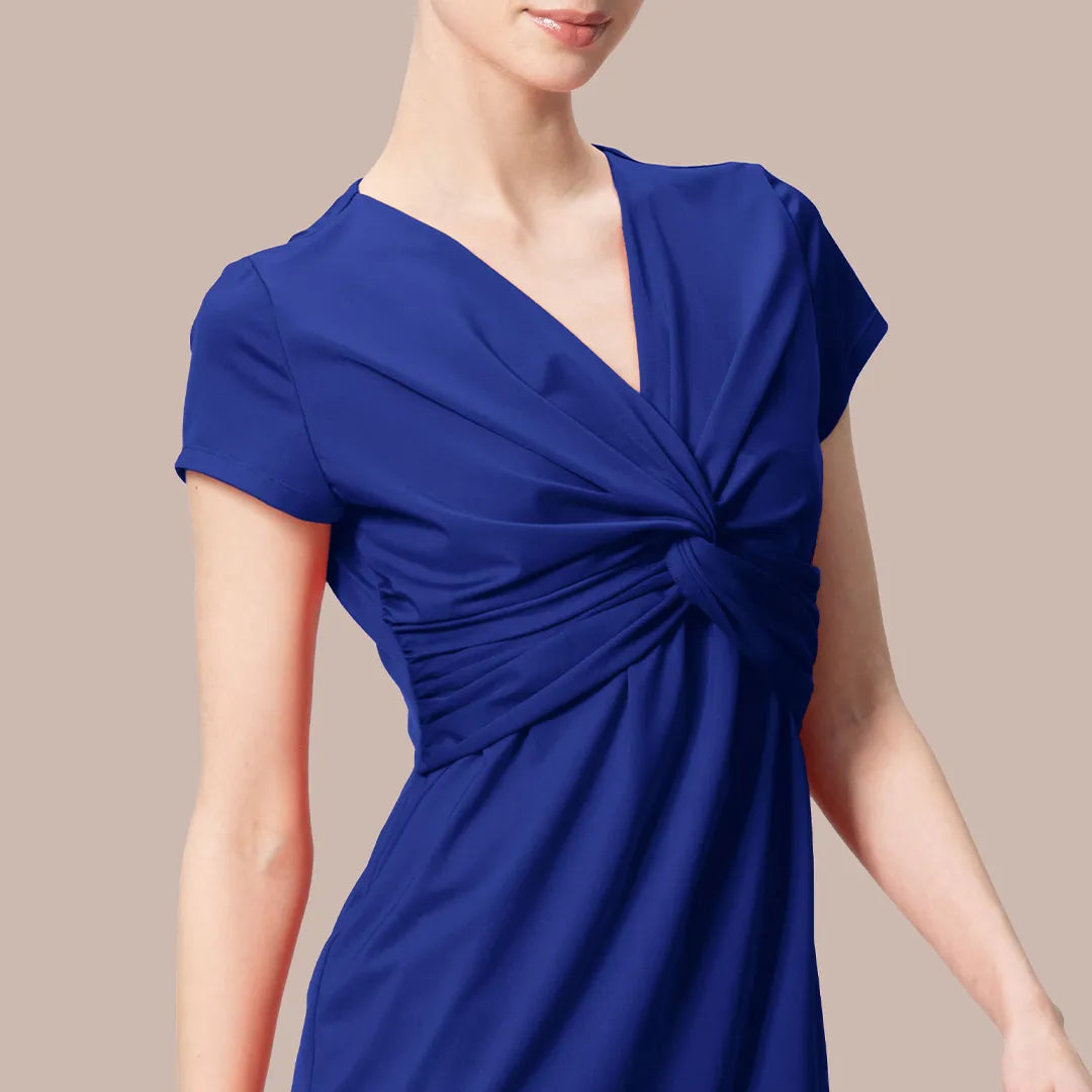 Gorgeous and delicate twist design