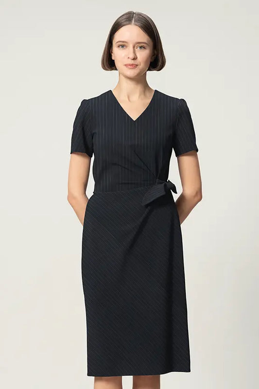 Active Stretch: V-neck daily dress