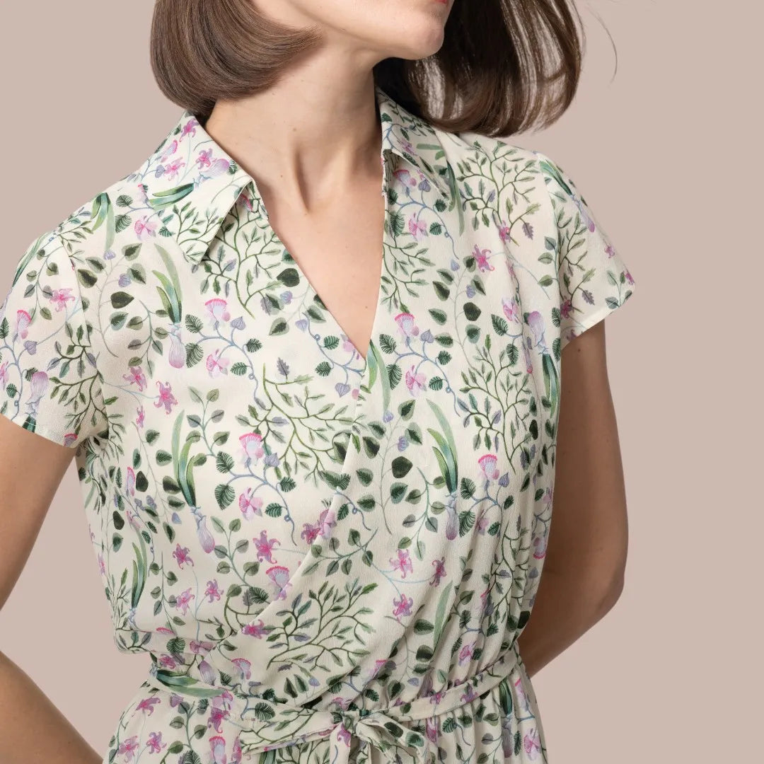 Stretch camisole included