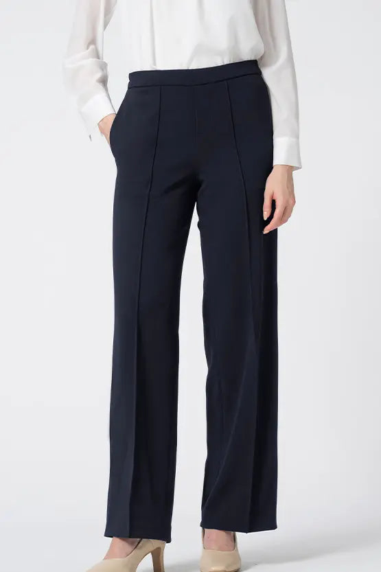 Comfort Georgette: Straight Pants