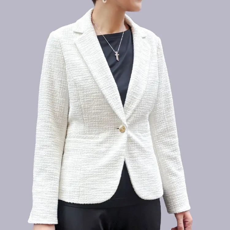 Sophisticated Boat Neck Top - Versatile Elegance