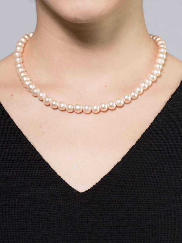Angel Pink Lightweight Wood Pearl Short Necklace
