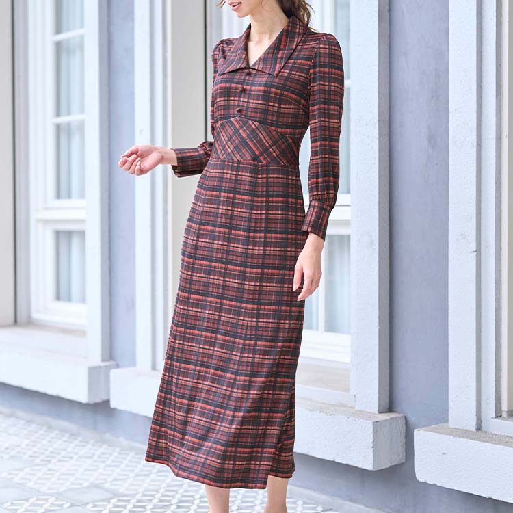 Print inspired by British royal tartan