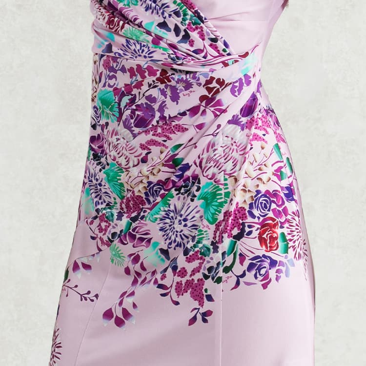 Shaping design for an accentuated silhouette
