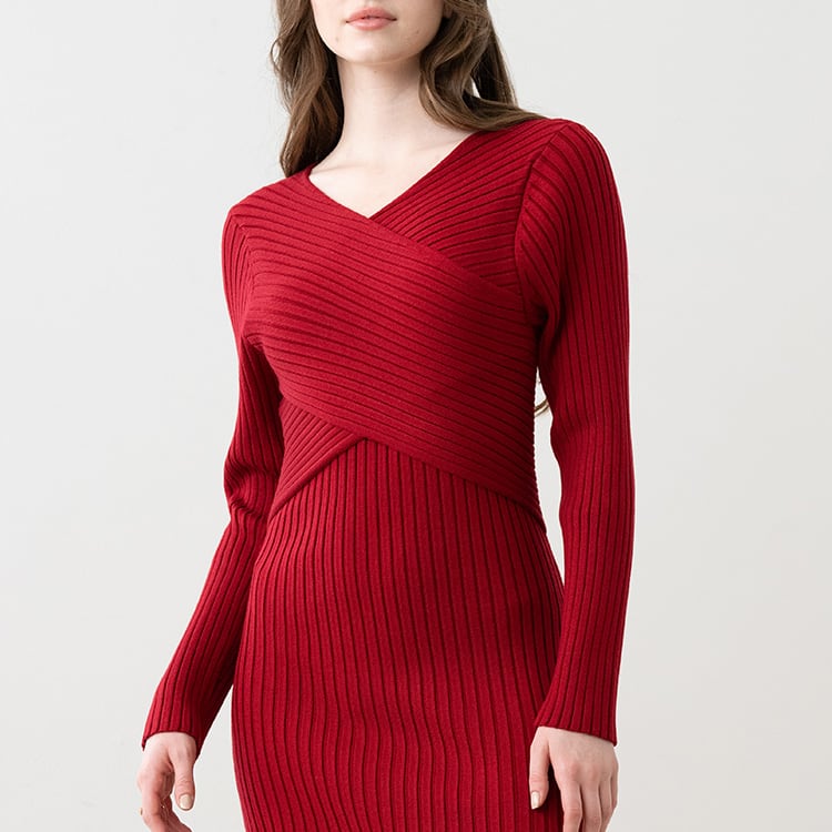 Flattering Cross Design