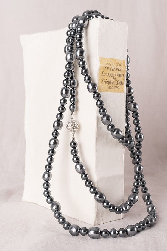 Elegance Gray Lightweight Balsa Pearl Long Necklace (61G)