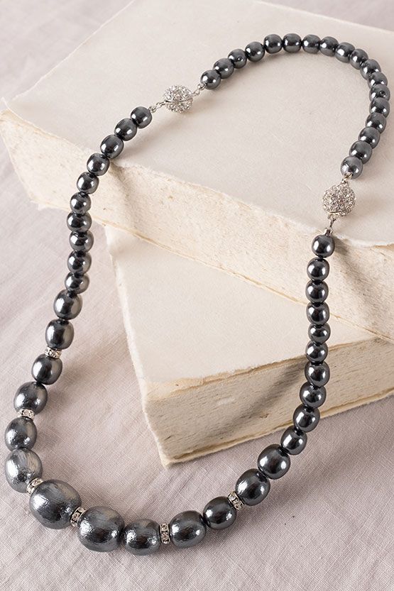 Elegance Gray Lightweight Balsa Pearl 2-Way Necklace (23G)