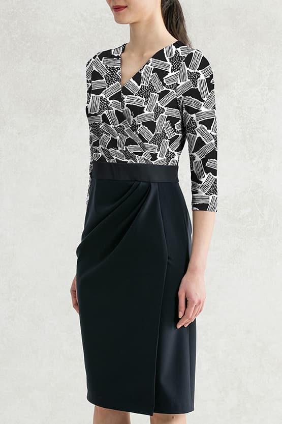[4WAY x Smart Stretch] Asymmetrical Dress